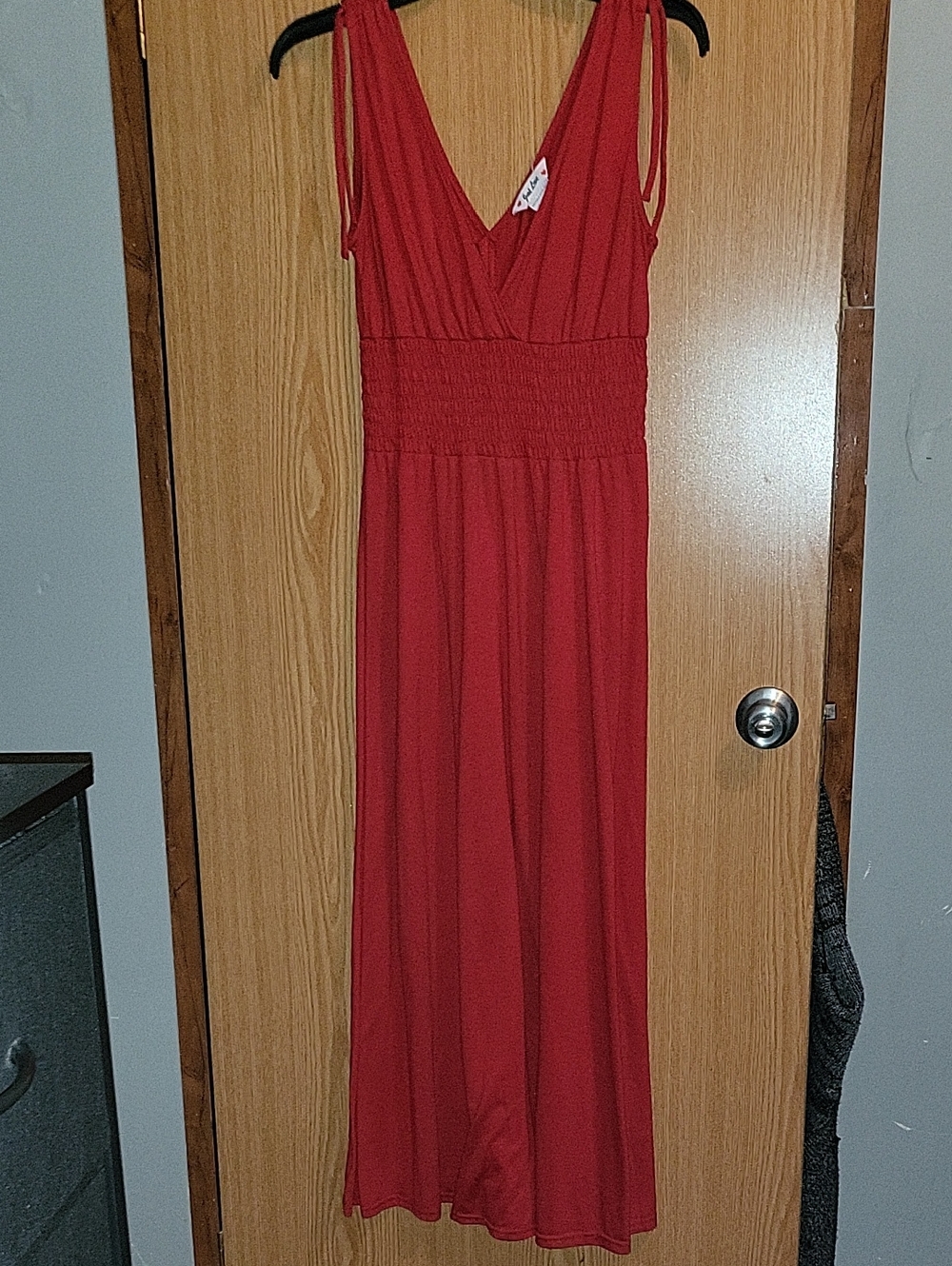 Women’s Red V-Neck Smocked Waist Maxi Dress
